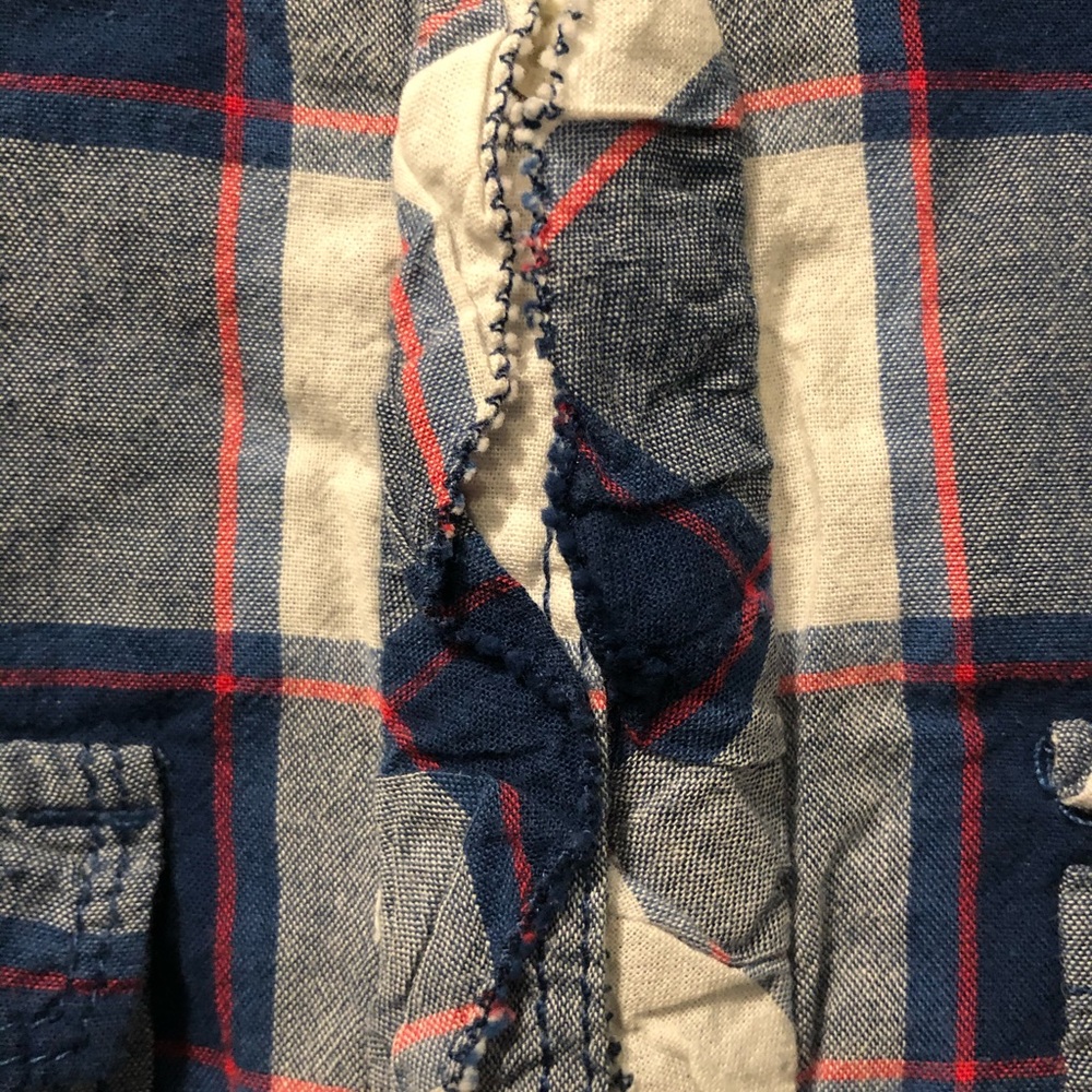 ⭐️ Plaid Linen Button-Up Flannel - Picture 4 of 5